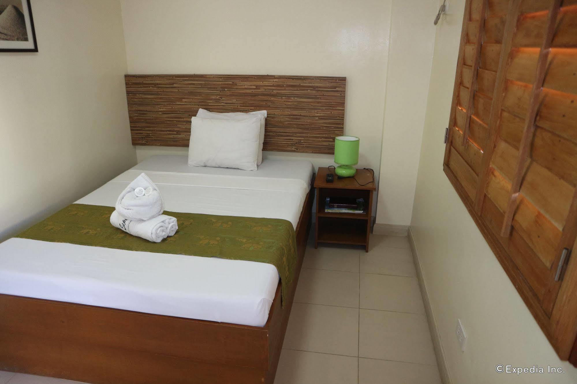 La Esperanza Hotel Kalibo Buitenkant foto